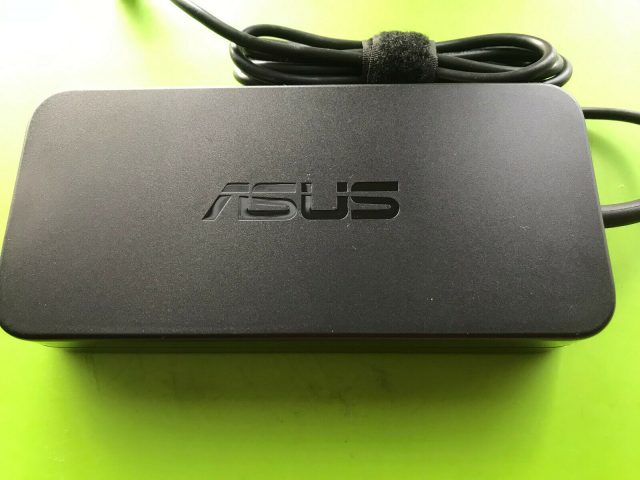 SẠC LAPTOP ASUS 20V - 9A CHÂN KIM 6.0